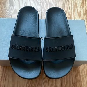 Black Balenciaga Rubber Slide - Box & Dust Bags Included